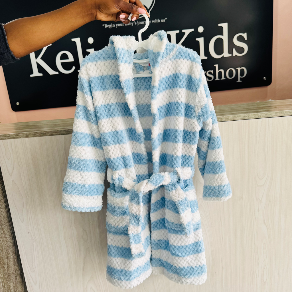 BATH ROBE THRIFT 6>