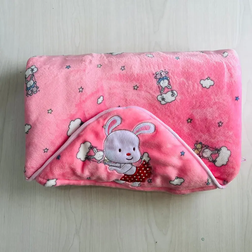 [0245] SWADDLE SHAWL 1.5