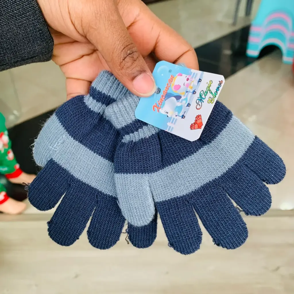 [0369] Baby Gloves New