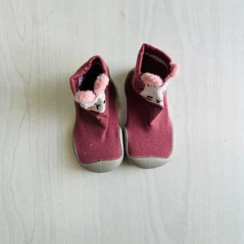 [0389] RUBBER SOLE SOCKS