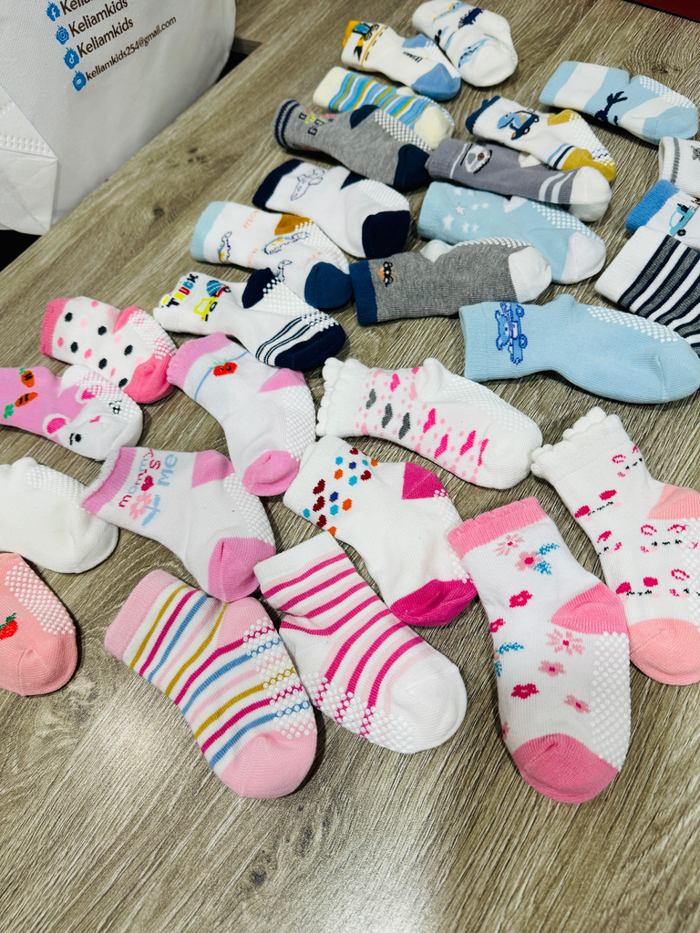 [0390] Anti Slip Socks 250