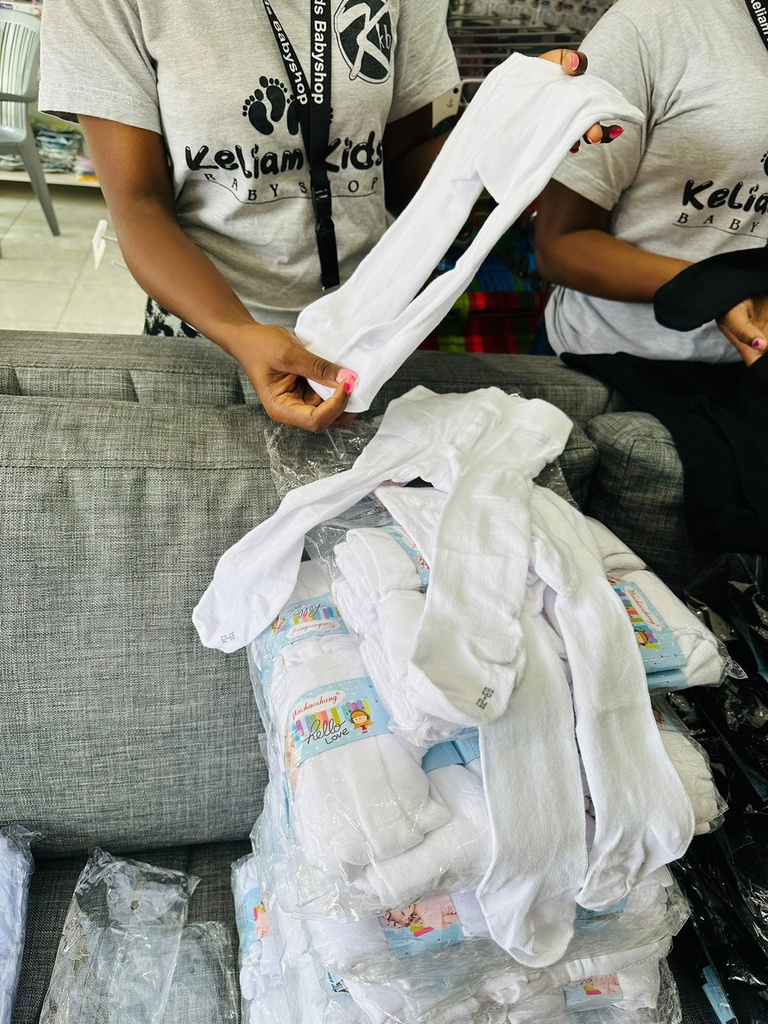 [0396] STOCKINGS 300