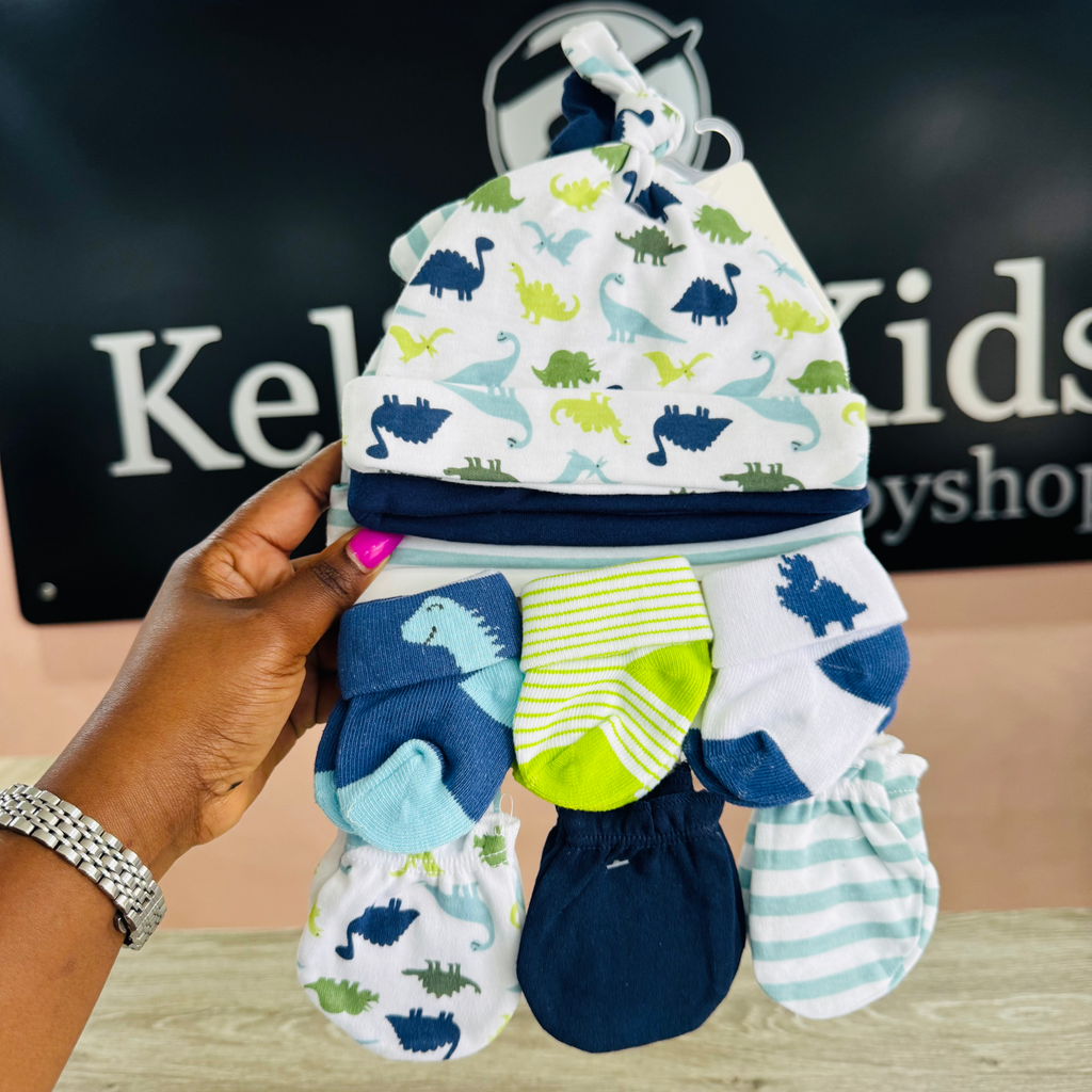 [0424] HATS, MITTENS & SOCKS SET 1.2