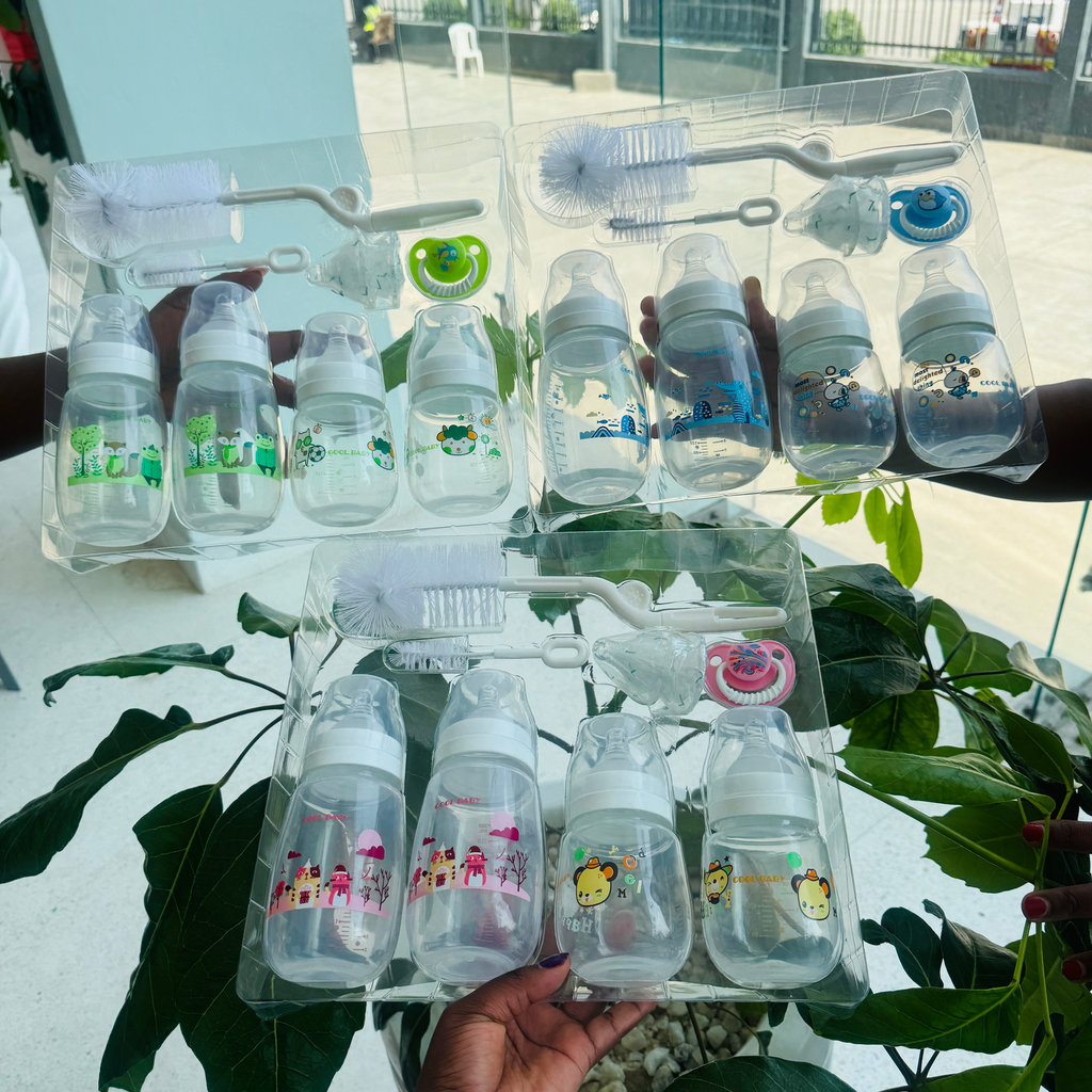 Cool Baby New Born Gift Set of 4 Feeding Bottles